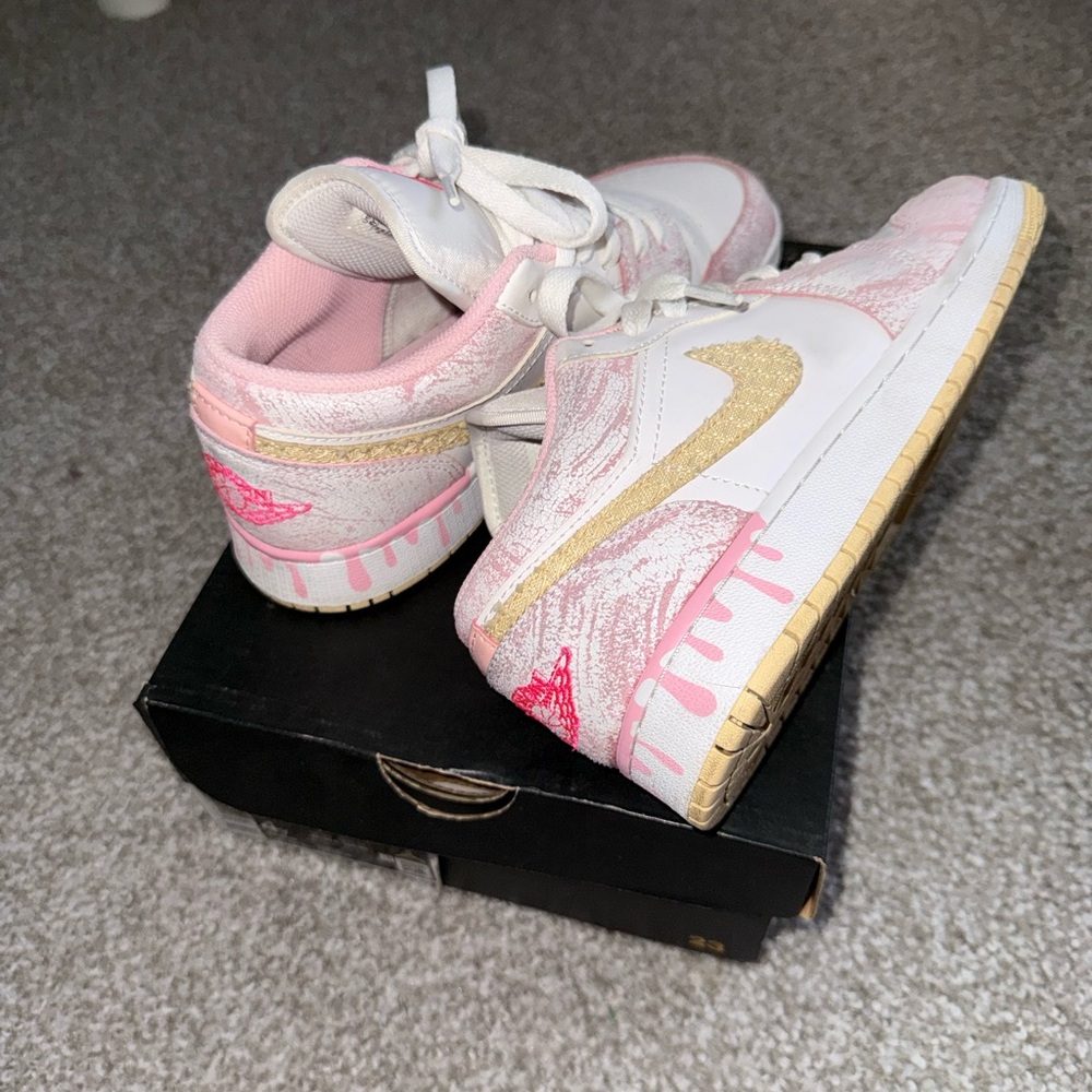 Jordan 1 low